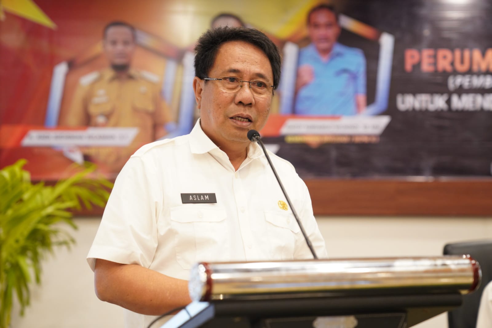 Pj Sekprov Bahas Kemudahan Invetasi Bersama DPMPTSP se-Sulsel